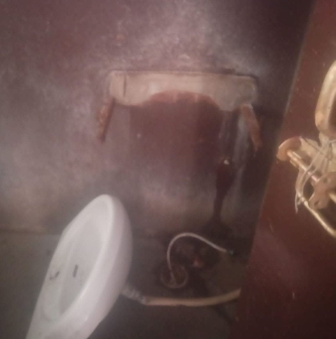 From vacant houses in Parwanoo

Theft of electrical wires and pipes