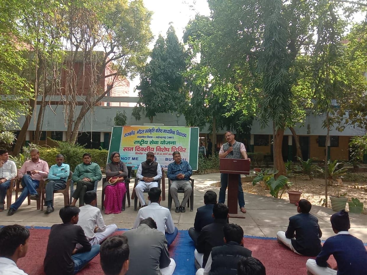 Volunteers showed talent in poetry and speech