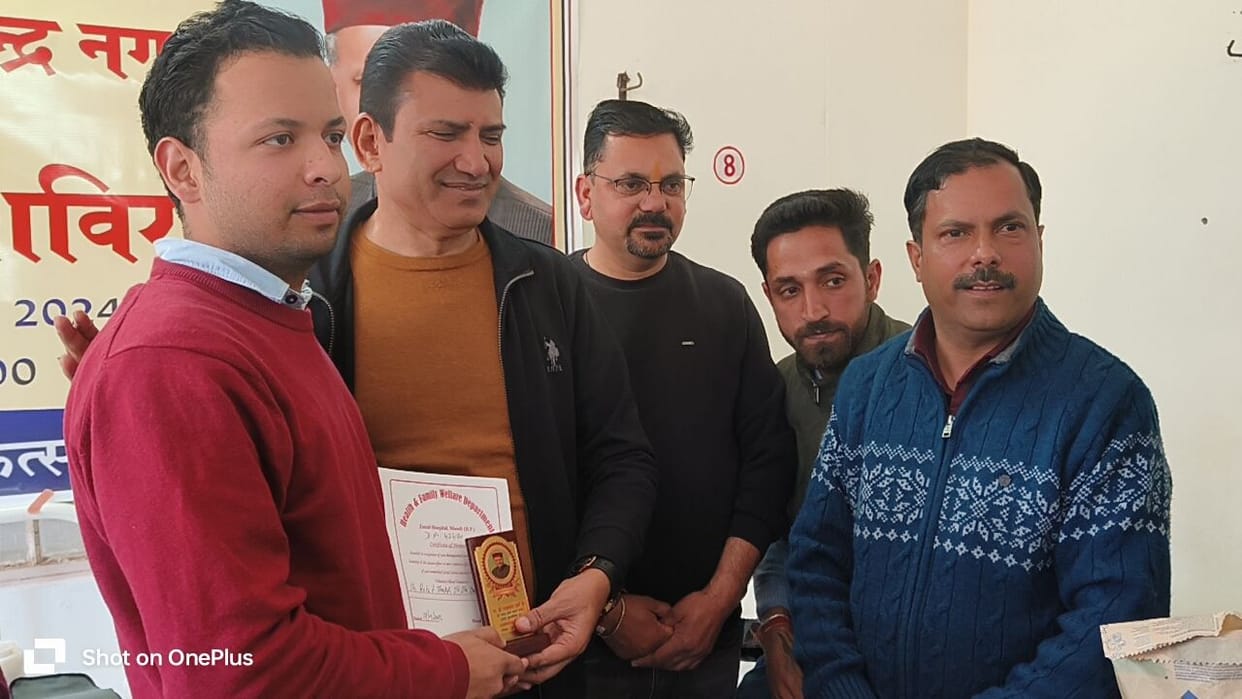 40 donated blood on Ram Swaroop's death anniversary