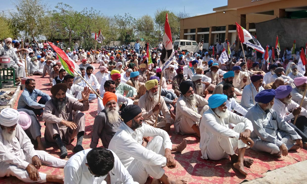 Officers arrived to open the sub-tehsil office on the 36th day of lockdown, farmers held Panchayat