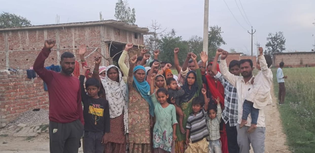 Family members demonstrated for the arrest of the accused