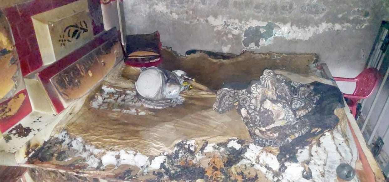 House caught fire under suspicious circumstances, married woman burnt to death