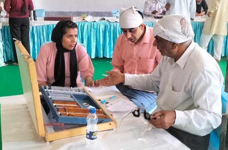 Checked eyes of more than 100 people, gave glasses and medicine