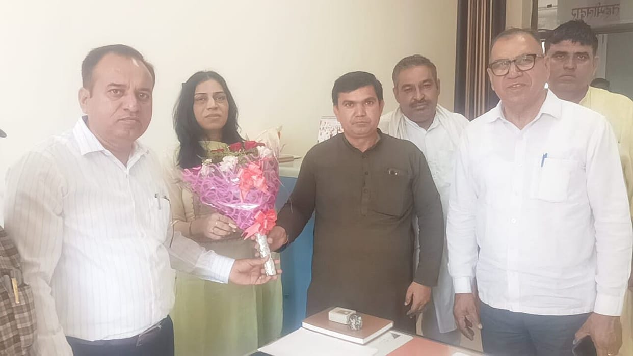Shalini took charge of Julana Tehsildar