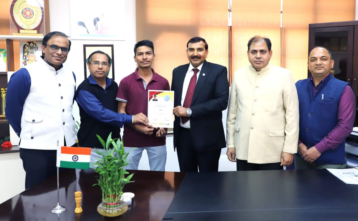 Two students of GJU will be given B.Tech Honors degree
