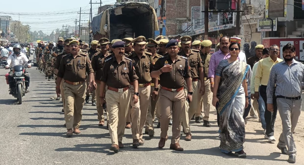 Inspected the polling stations and patrolled the area on foot.