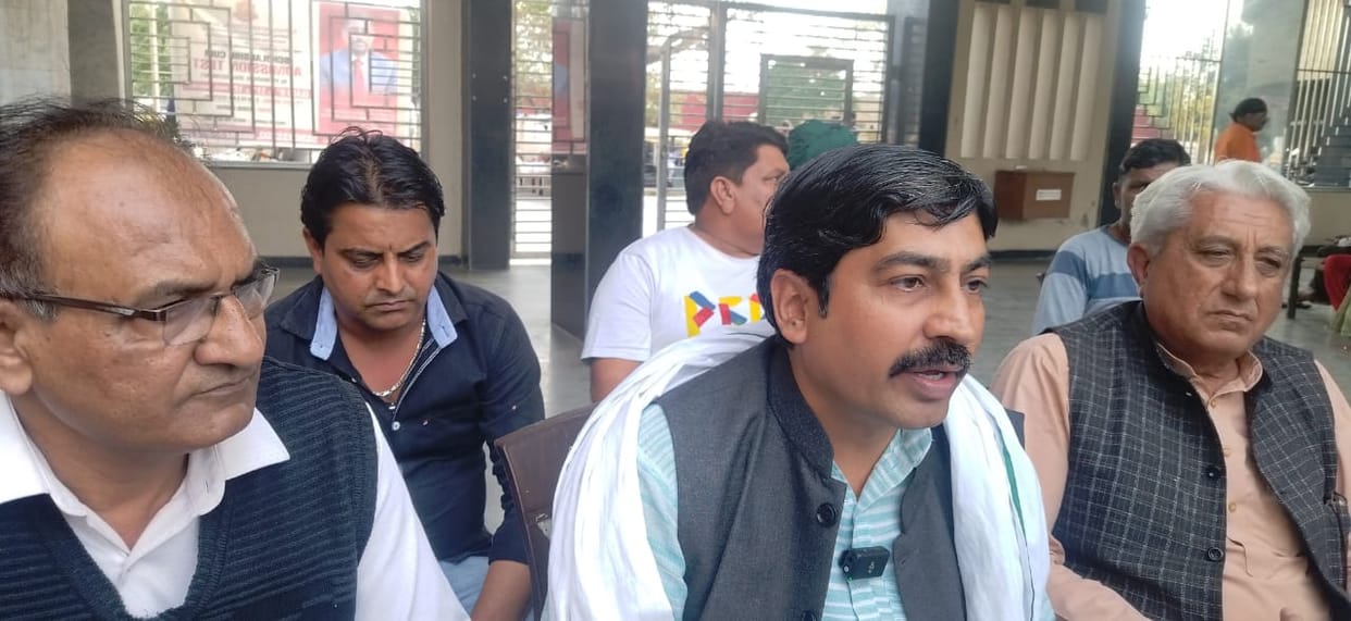 Road community raised demand for giving tickets from Kurukshetra and Karnal seats