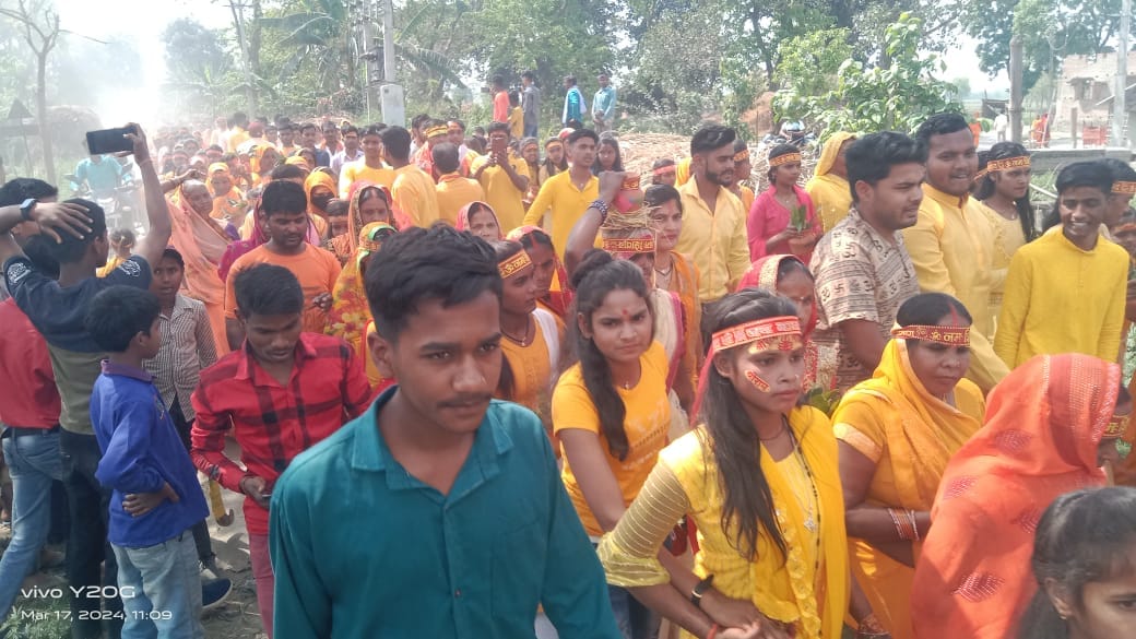 Kalash Yatra organized in the area for Vishnu Mahayagya