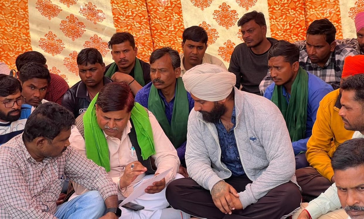 Aaswani unit employees continue to picket