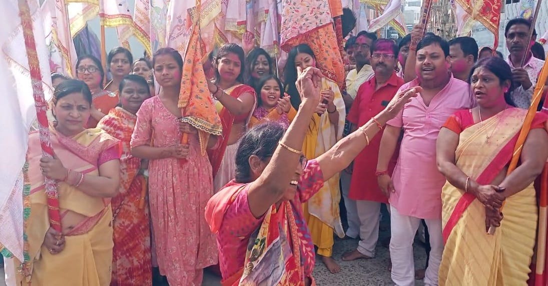 The support of the defeated, Shri Shyam Prabhu, our environment echoed with...