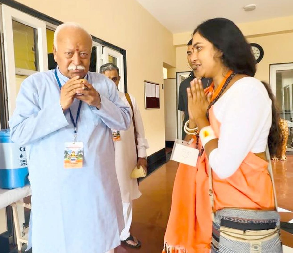 Shipra Pathak met Sarsanghchalak Mohan Bhagwat