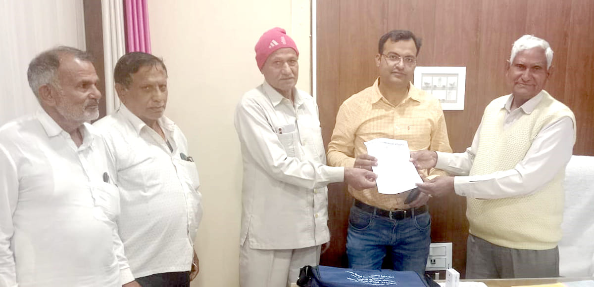 When Electricity Pensioners Association warned of protest, they assured to solve the problem by April 5.