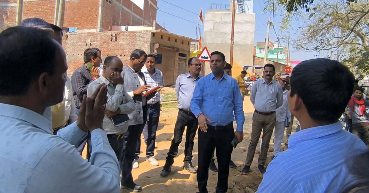 Parikrama Marg found dirty, supervisor reprimanded