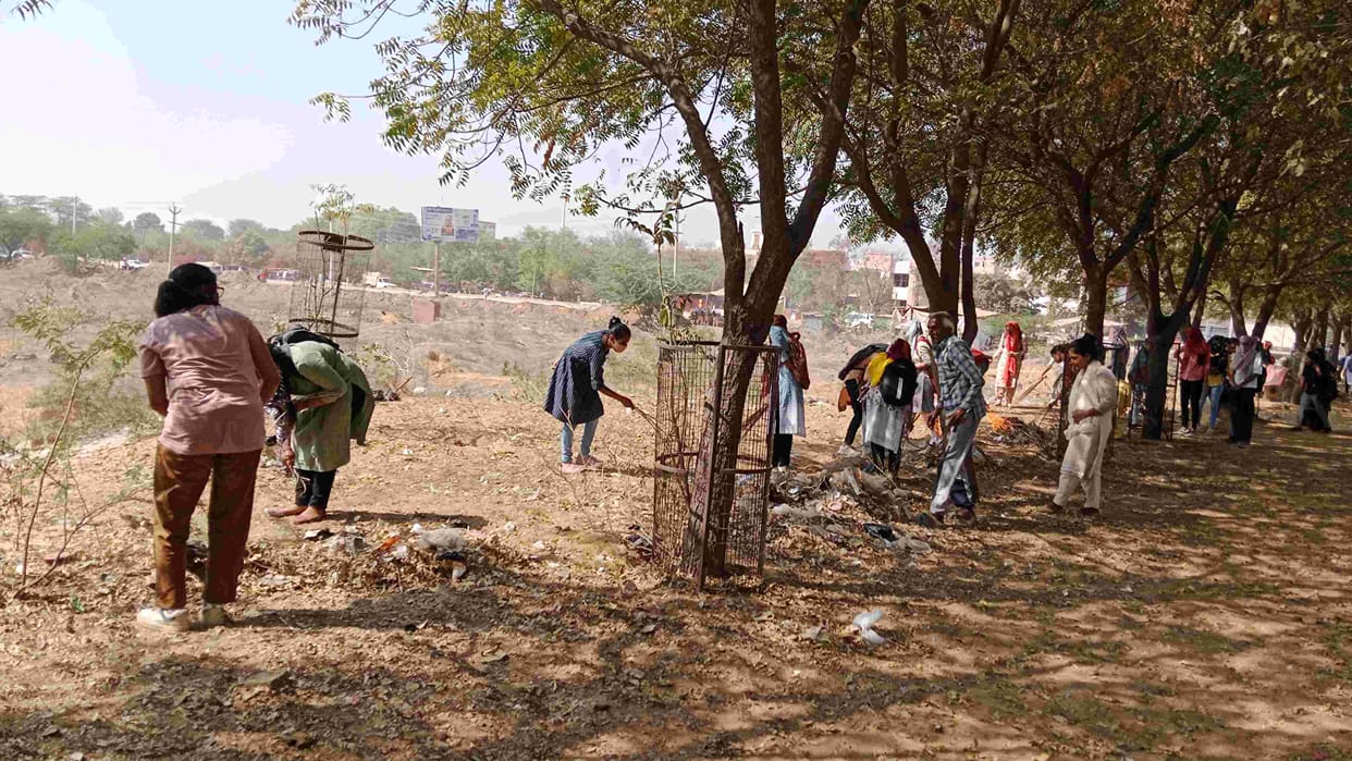 Volunteers donated labor by cleaning