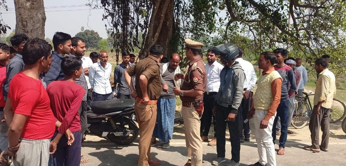 Tractor-trolley ran over two students returning home after giving practicals, one died
