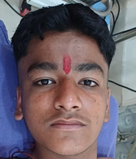 Polytechnic student attacked with knife