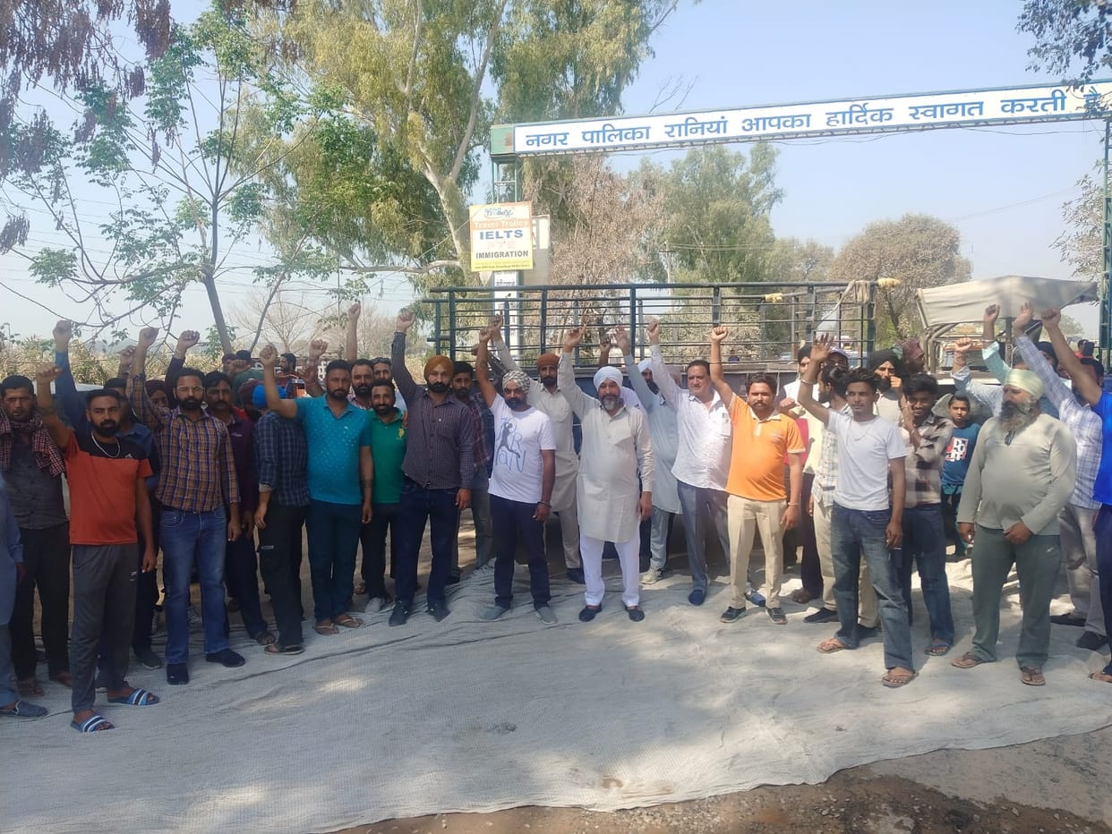 People are angry due to road construction hanging in the balance, highway blocked