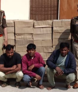 Anupshahr police caught 150 boxes of illegal English liquor, three arrested
