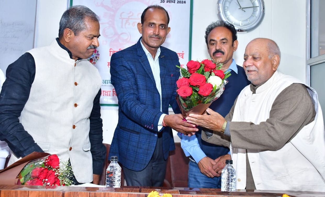 Seminar held on approved Hindi topic