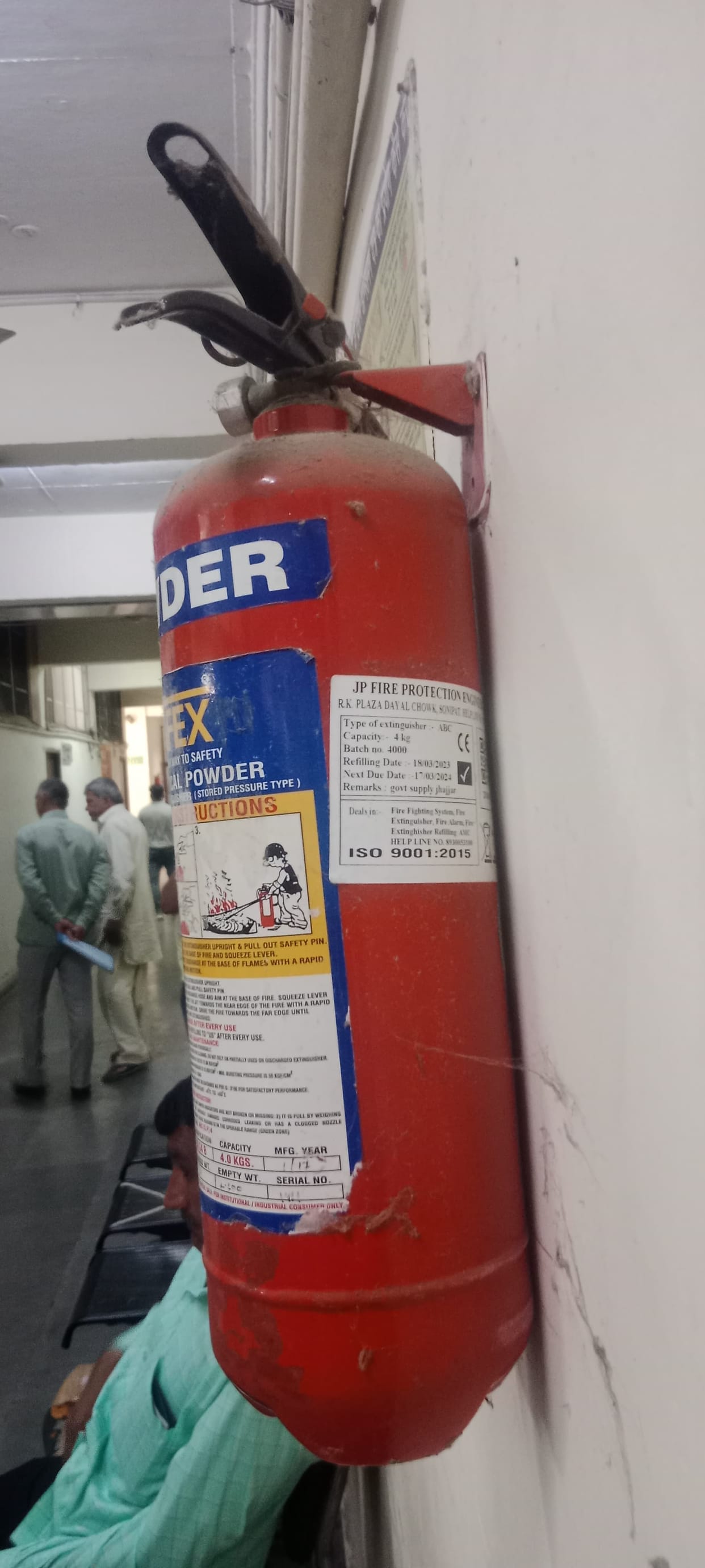 Expired fire cylinders installed in responsible offices