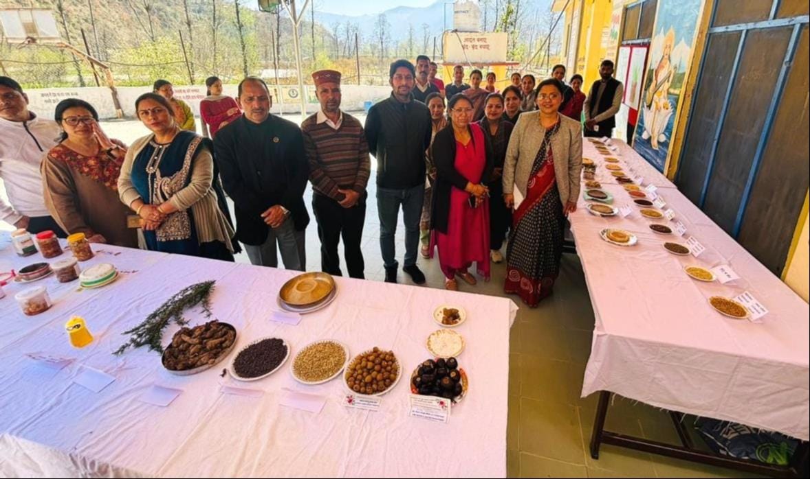 Told the students the importance of coarse grains