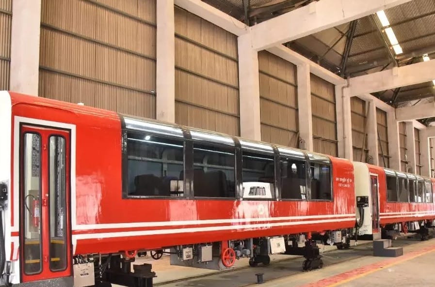Facility to travel in Vistadome coach will be available in summer