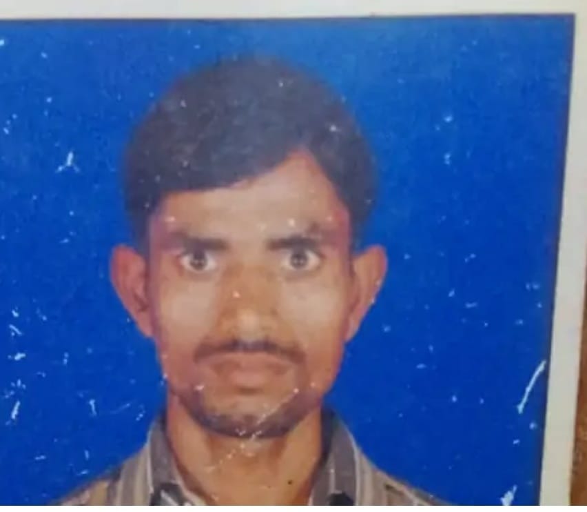 Bike riding youth killed by tractor trolley, brother injured