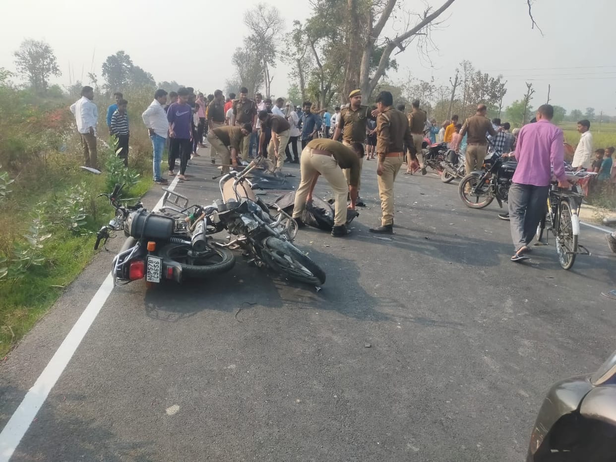 Two killed, three injured in collision between two bikes