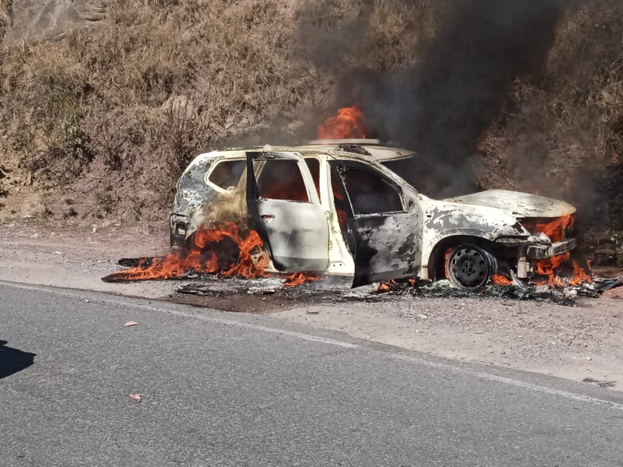 Fire broke out in a moving car near Kotropi, passengers narrowly escaped