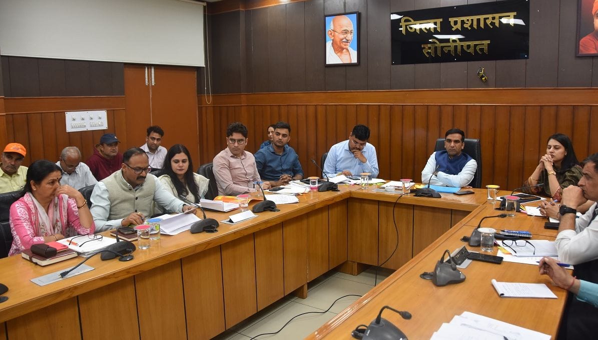 Officials should make comprehensive arrangements in the markets for the purchase of mustard and wheat.