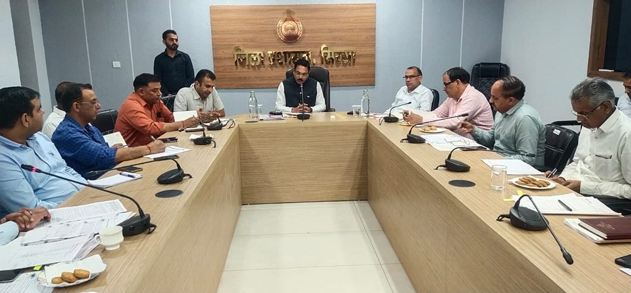 Arrangements at mandis and crop procurement centers should be strengthened, SDM should inspect: Deputy Commissioner