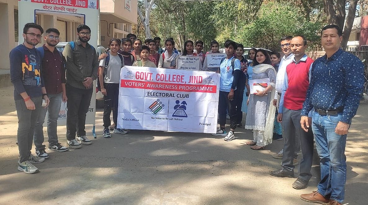 Students took out voter awareness rally