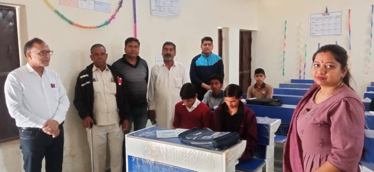 Uniform and stationery allowance issued at the end of the session for the students of Buniyaad Kendras