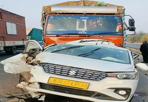 One dead, 2 injured in road accident