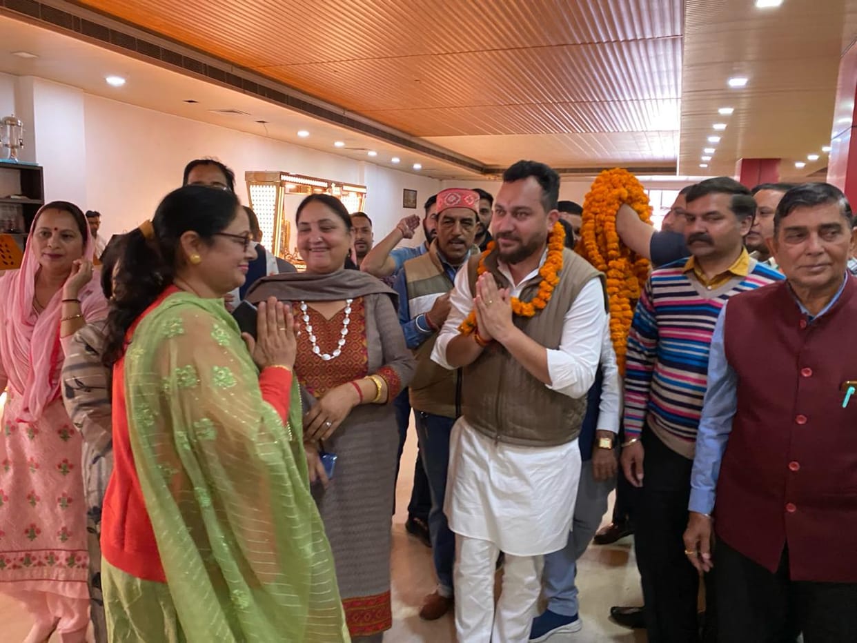 Sukhu government is concerned with its friends and not with the people: Ashish