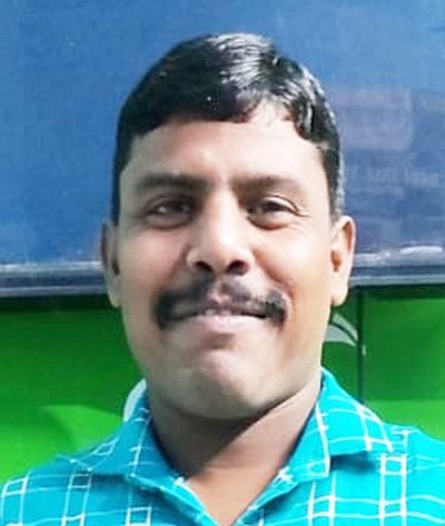 Confectioner dies due to electric shock in wire fence