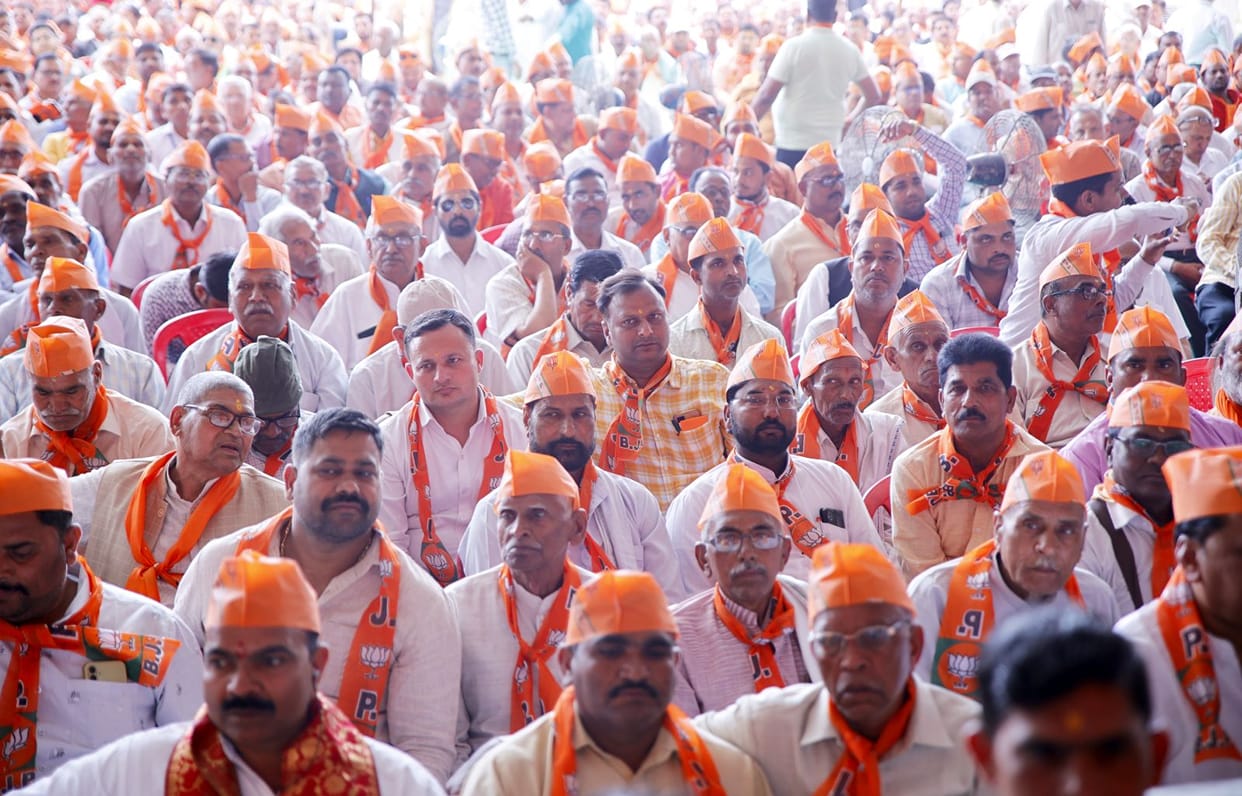 SP candidates leaving the field, one ran away...other is also preparing to leave: Yogi