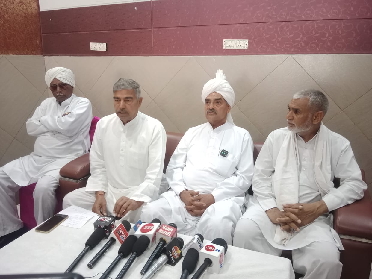 Proposals will be sent to the administration to close liquor vends in 16 villages of Kadian Khap: Rajpal