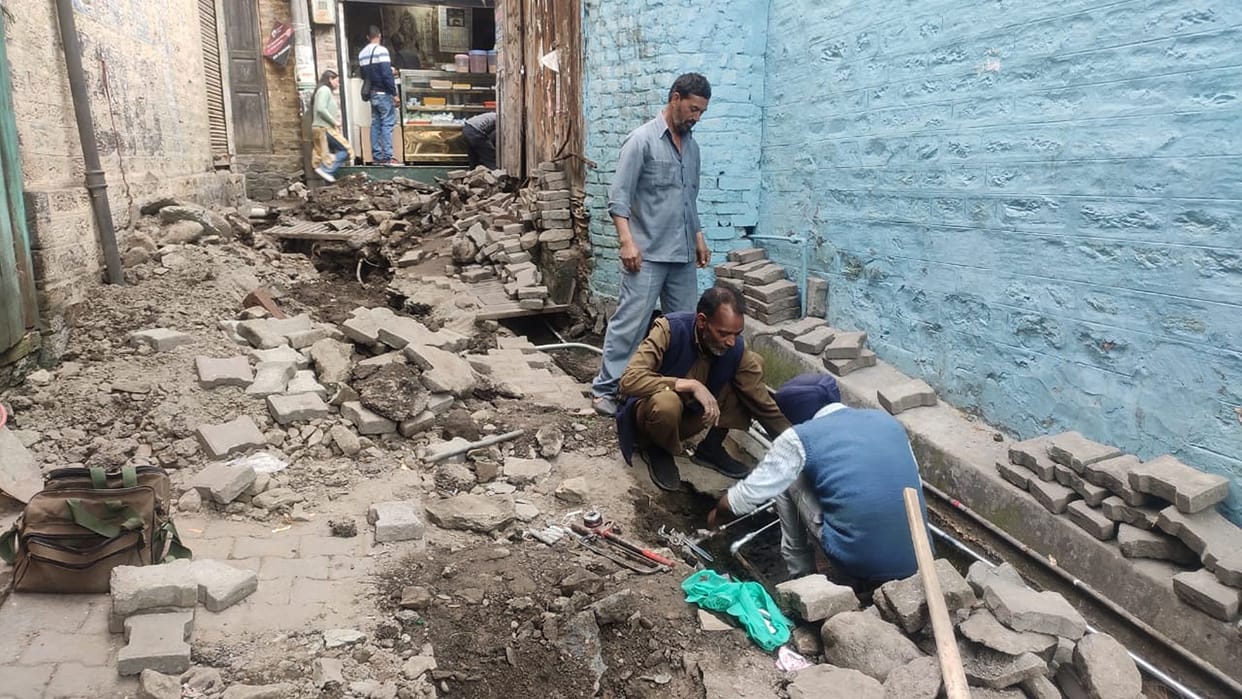 Damaged drinking water lines replaced in Hatnala-Jansali