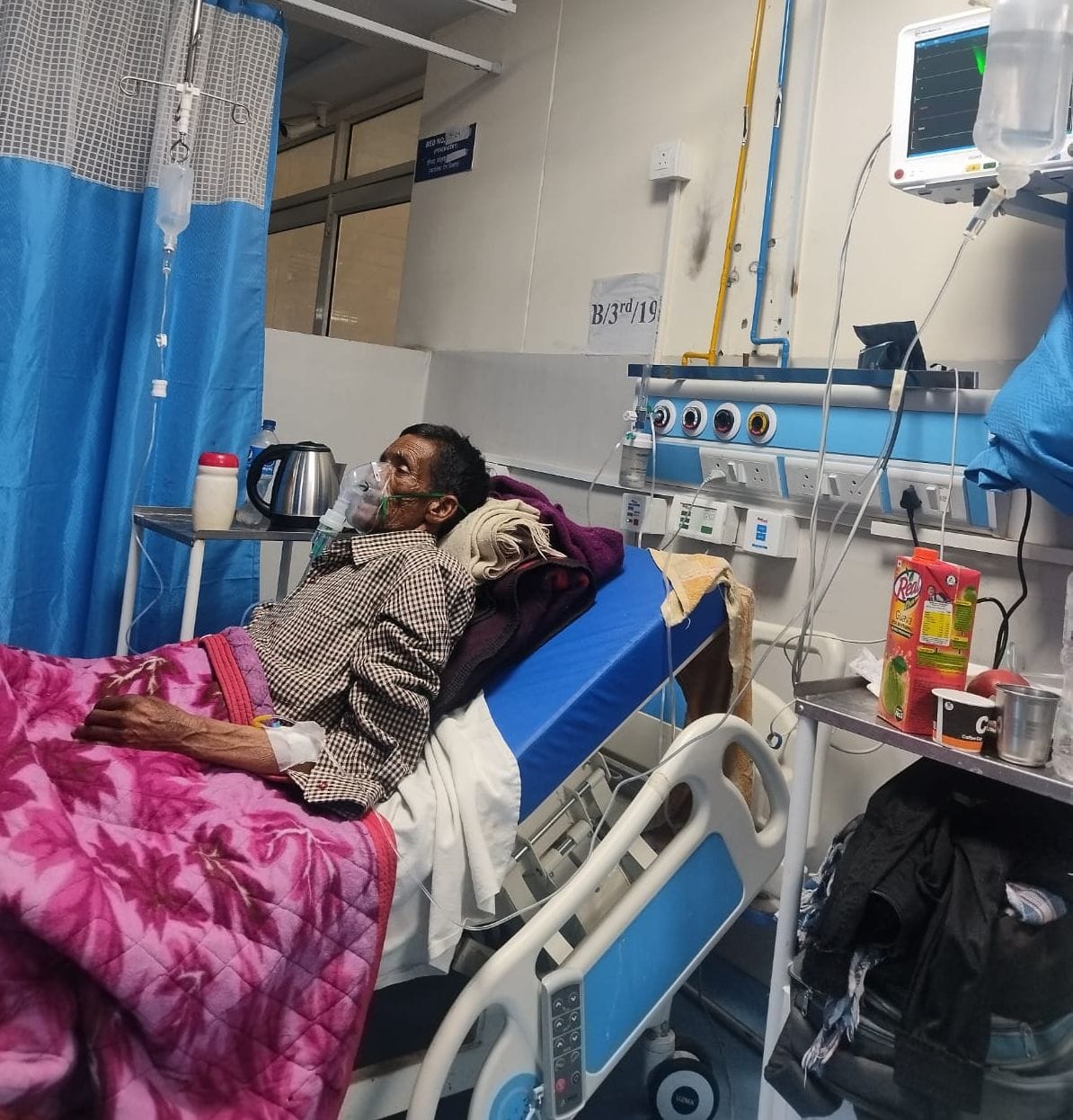 Folk singer suffering from illness needs help