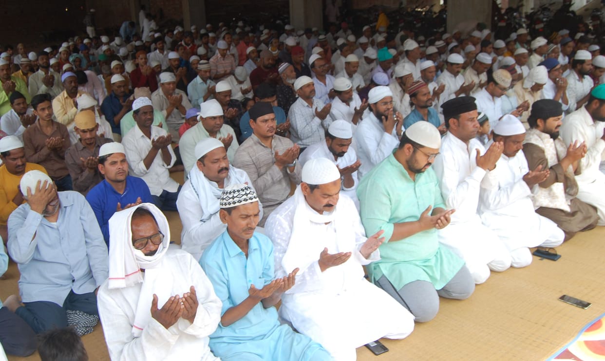 alvida namaj performed