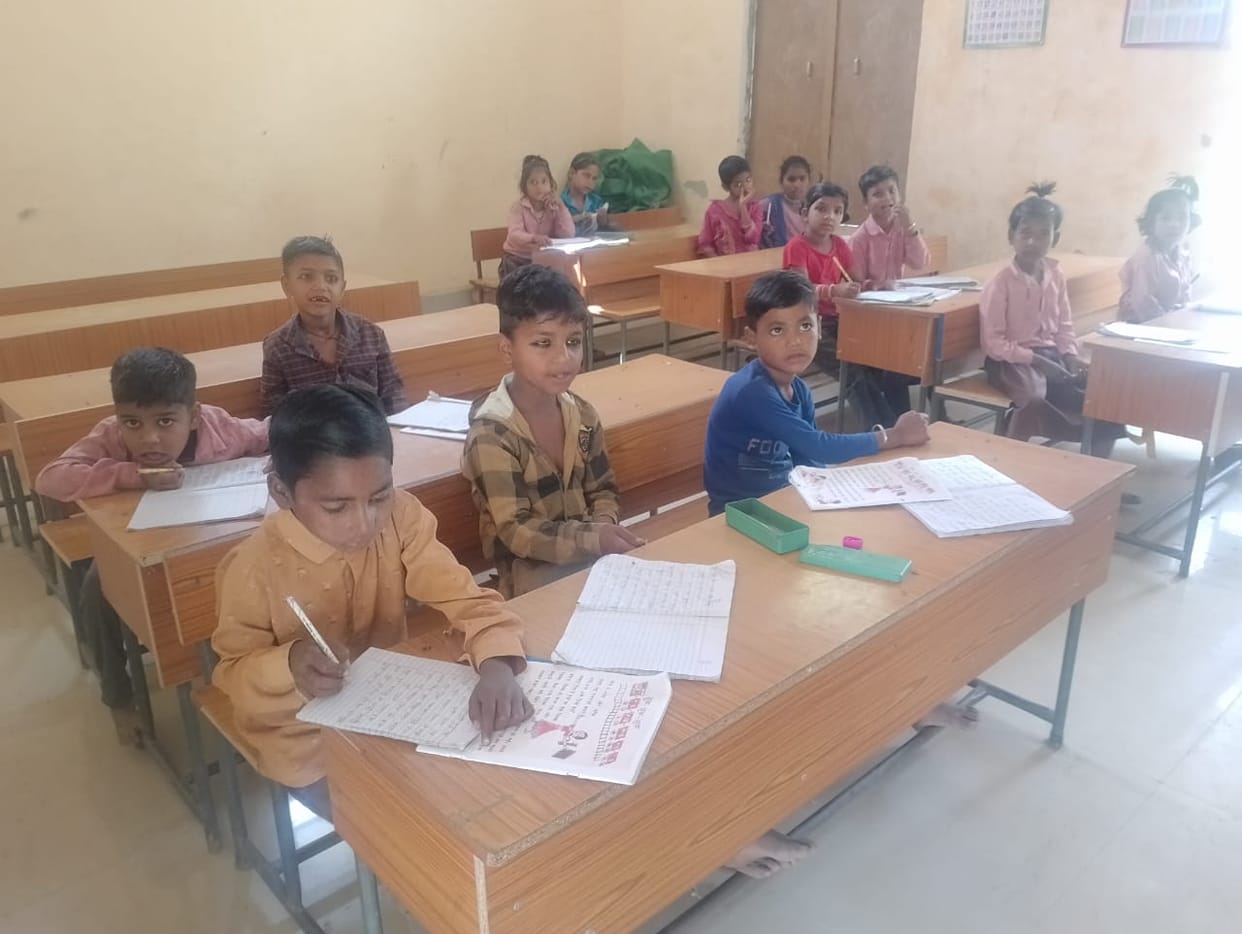 Education Department issued order for school Timing change in bhadohi