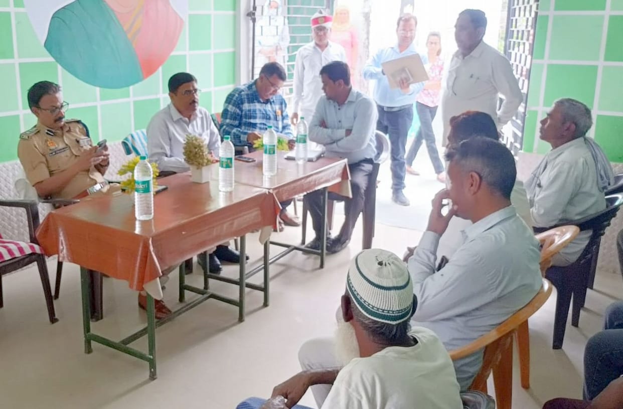 DM and SSP inspected the booths where there was possibility of chaos