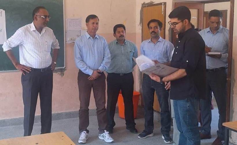DC inspected the counting center and strong room in Sujanpur.