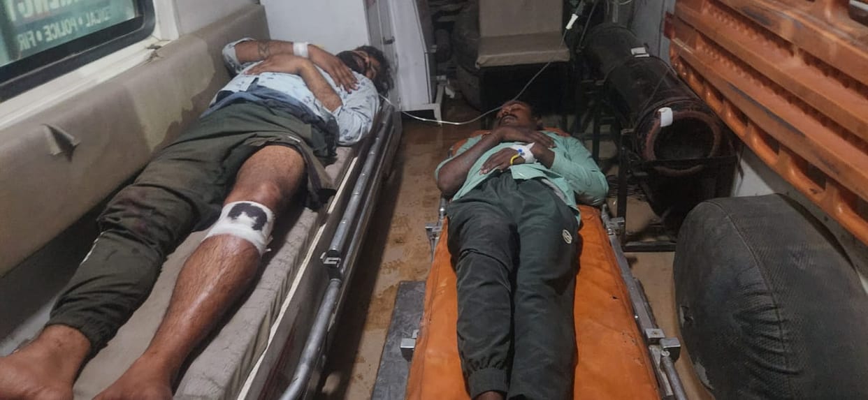 Five miscreants arrested in encounter, two shot