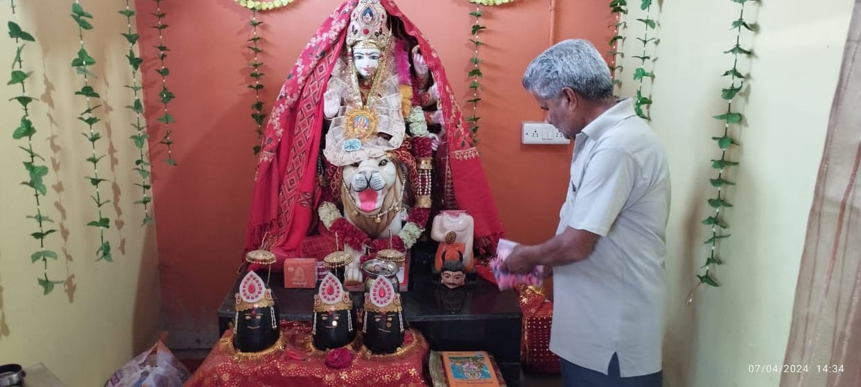 Temples started getting decorated on the auspicious day of Navratri