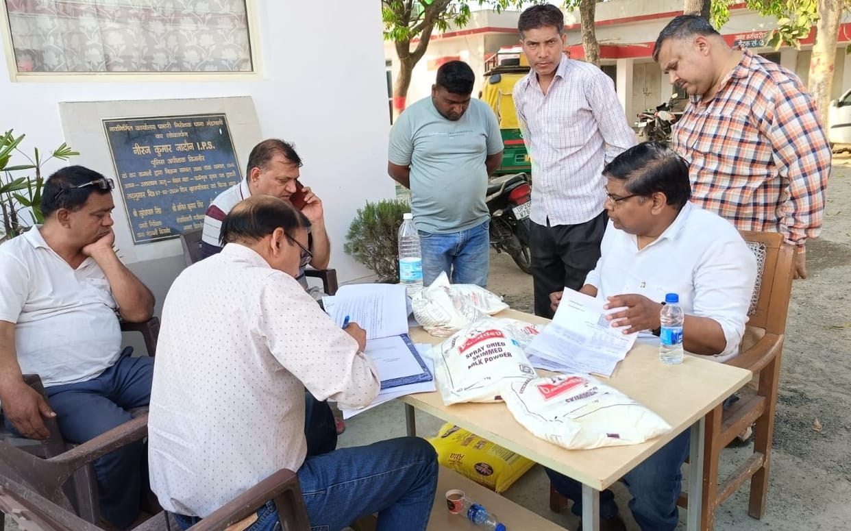 Police caught groceries, food department team took samples