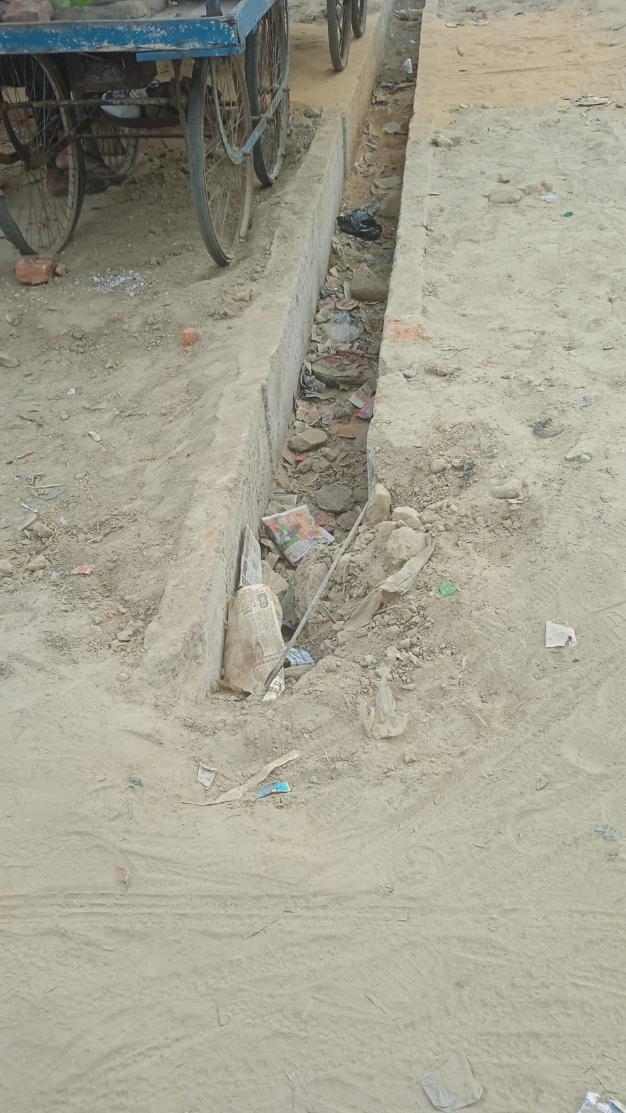 Complaint to Chief Minister about irregularities in drain construction