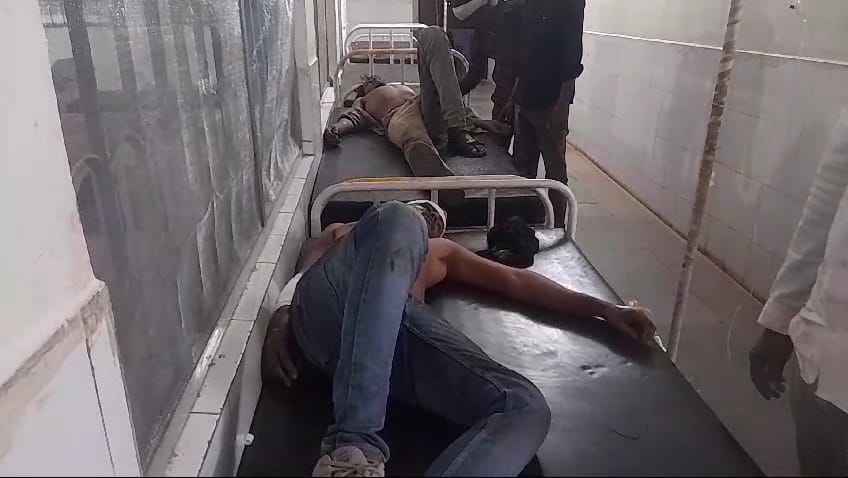 Dumper hits bike riders returning after having food from Dhaba on Damoh Chhatarpur road, one dead