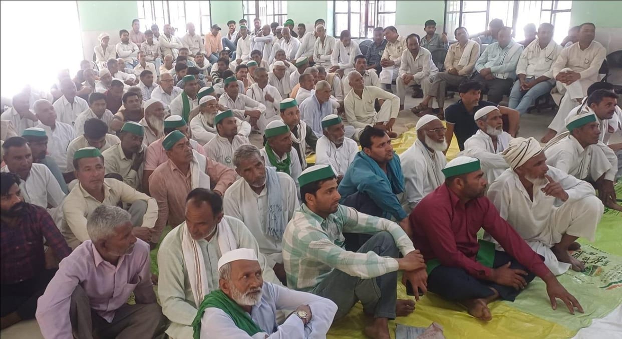 Issue of corruption in electricity department and tehsil echoed in Panchayat